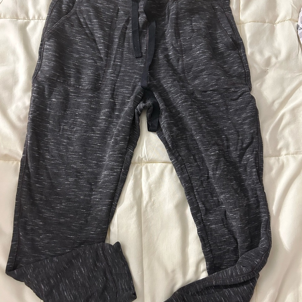 Lou & Grey Dark Heather Gray Marled Jogger Pants